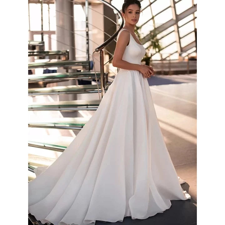 Vestido De Noiva Sem Renda Com Saia Godê E Decote Nas Costas