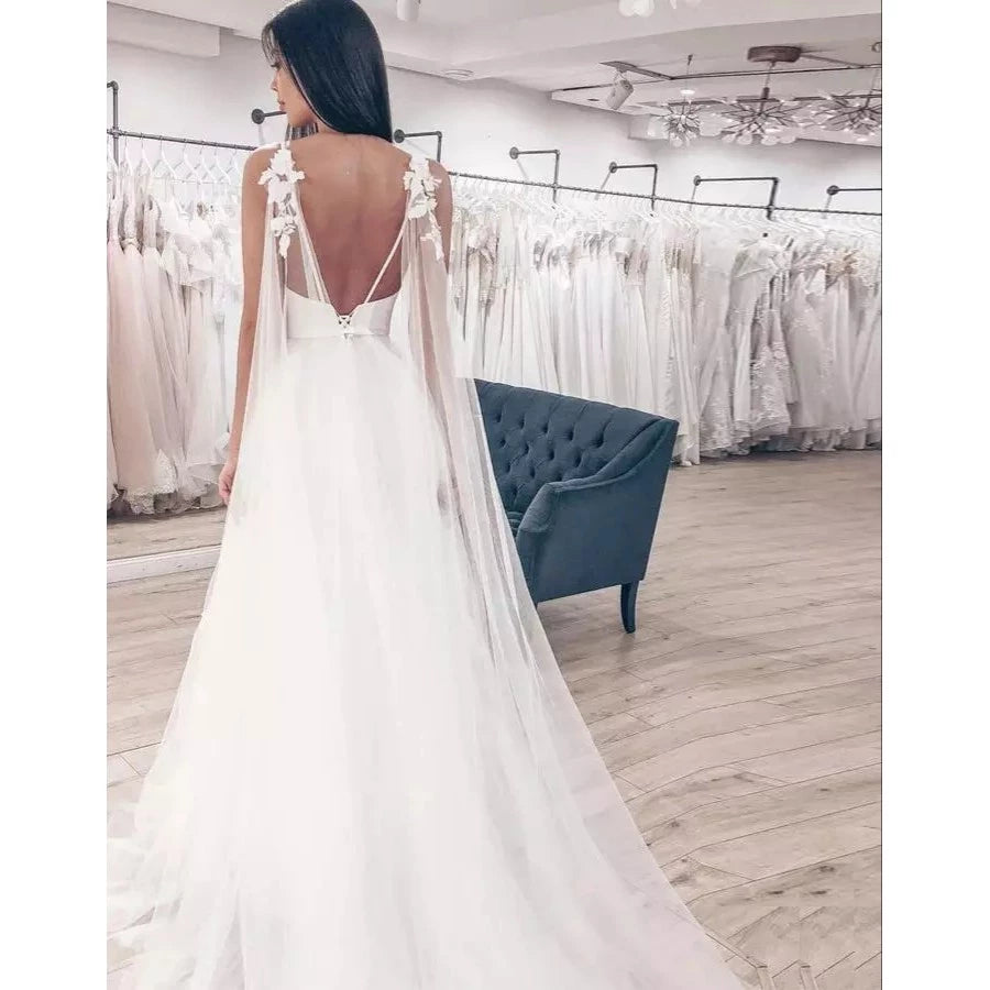 Vestido de noiva simples com alça e detalhe em renda para casamento simples