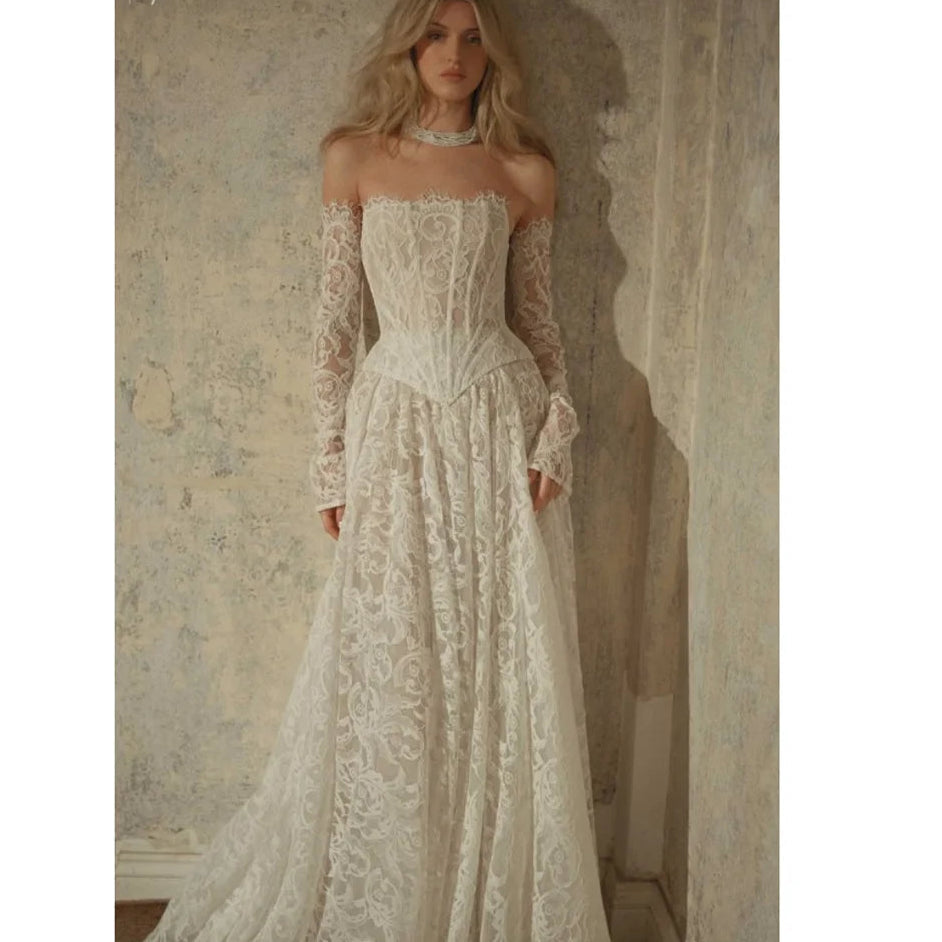 VESTIDO DE NOIVA EM RENDA COM CORSET MODELO CLAUDIA