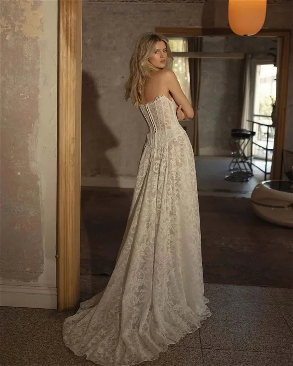 VESTIDO DE NOIVA EM RENDA COM CORSET MODELO CLAUDIA