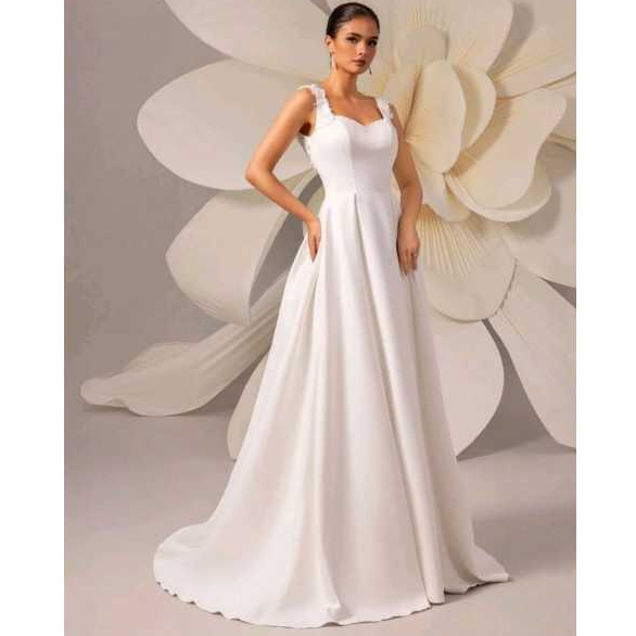 VESTIDO DE NOIVA COM DECOTE NAS COSTAS E RENDA NAS ALÇAS