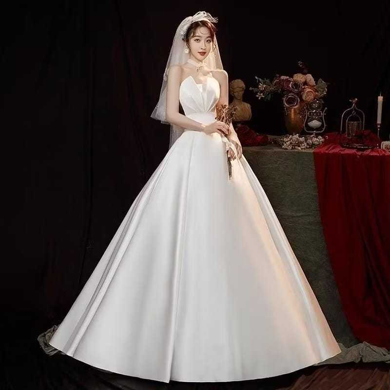 VESTIDO DE NOIVA COM DRAPEADO NO BUSTO SEM ALÇAS