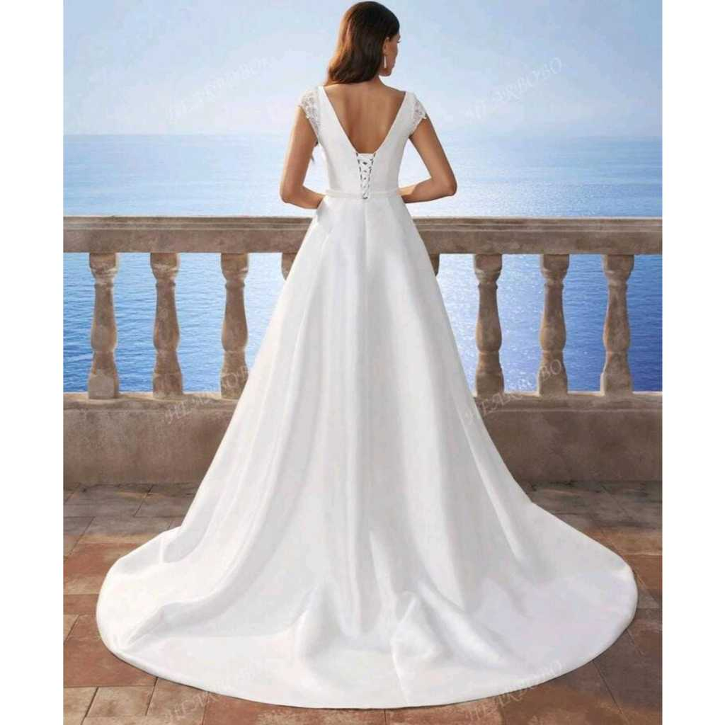VESTIDO DE NOIVA LONGO COM MANGAS CURTAS EM RENDA