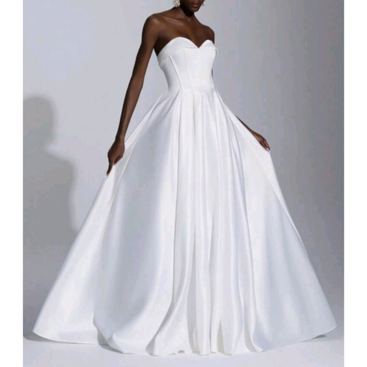 VESTIDO DE NOIVA TOMARA QUE CAIA SEM RENDA