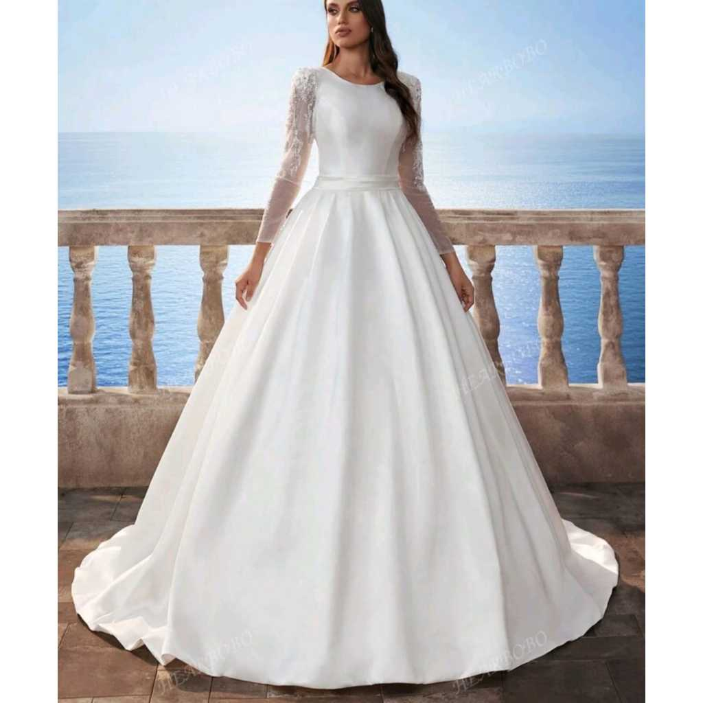 VESTIDO DE NOIVA COM MANGAS LONGAS E SAIA PRINCESA