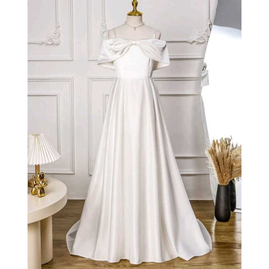 VESTIDO DE NOIVA MINIMALISTA COM ALÇAS E LAÇO