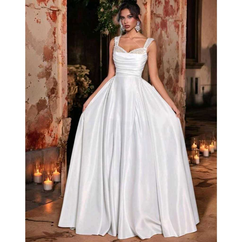 VESTIDO DE NOIVA COM ALÇAS E PEROLAS NO BUSTO