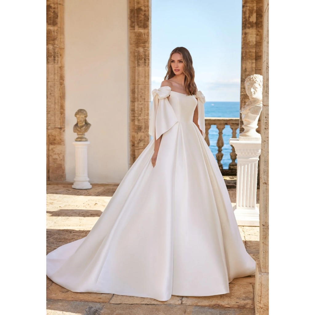 VESTIDO DE NOIVA PRINCESA COM ALÇAS DE AMARRAR