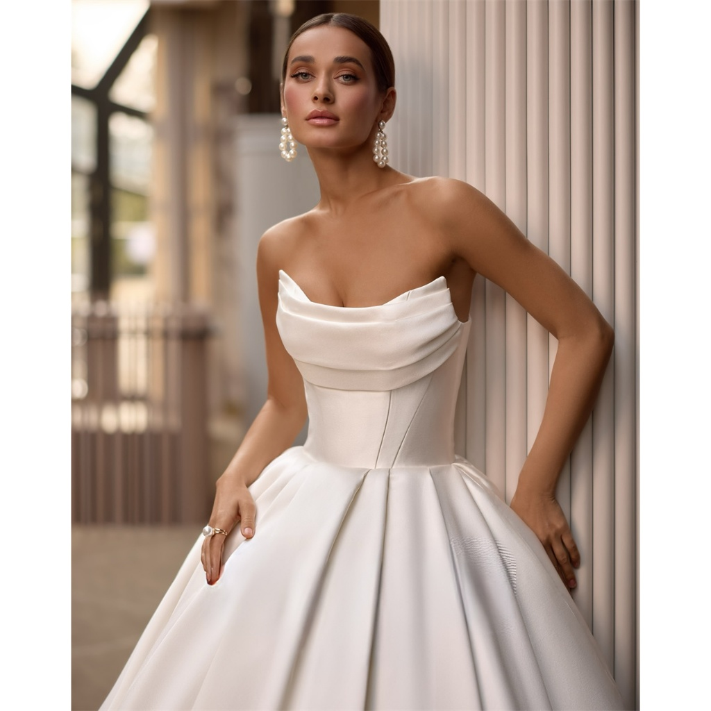 VESTIDO DE NOIVA TOMARA QUE CAIA SEM RENDA