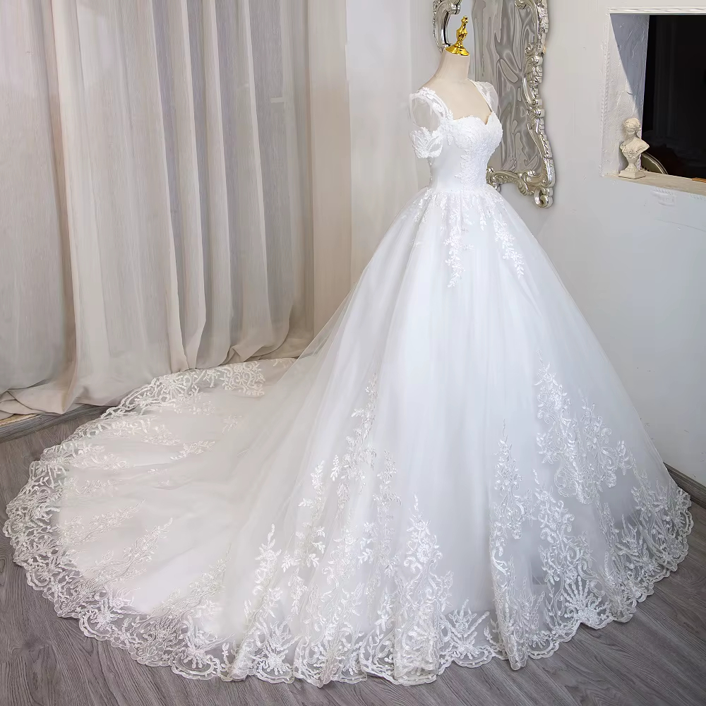 VESTIDO DE NOIVA COM RENDA E MANGA MODELO BRUNA